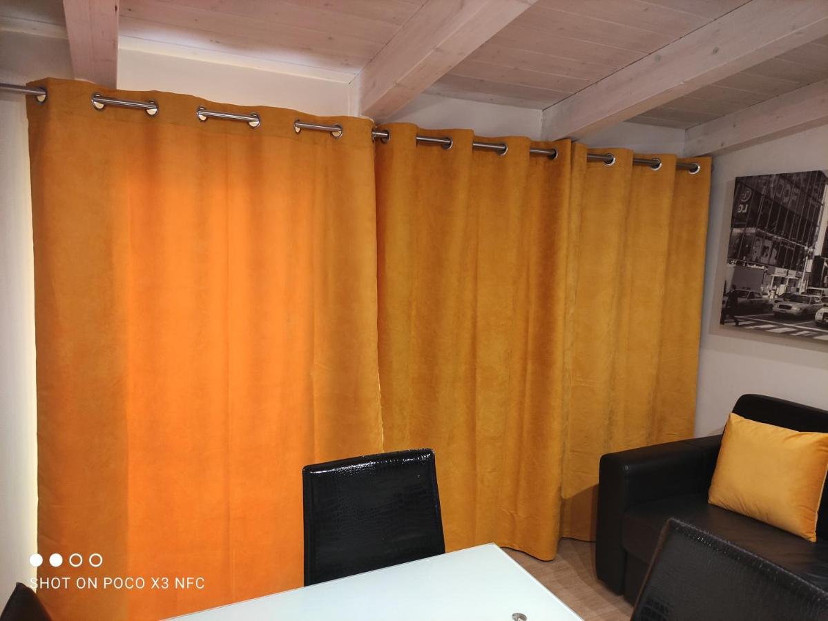 Albergo Diffuso Dimora Rossi Turi Exterior foto