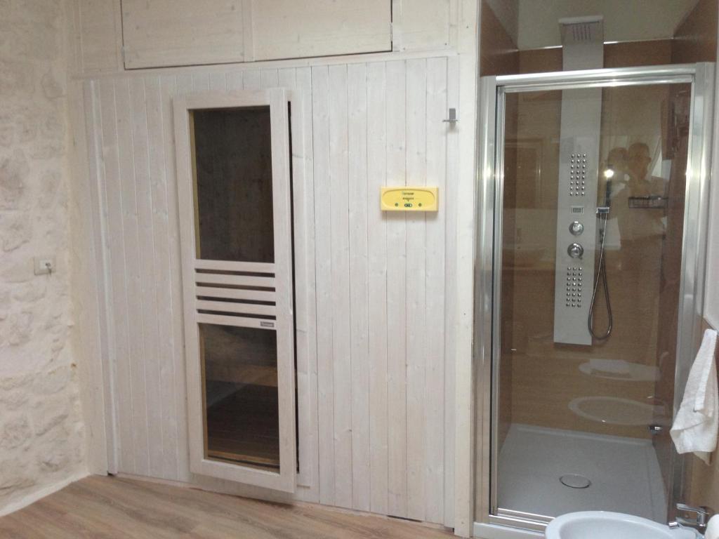 Albergo Diffuso Dimora Rossi Turi Exterior foto
